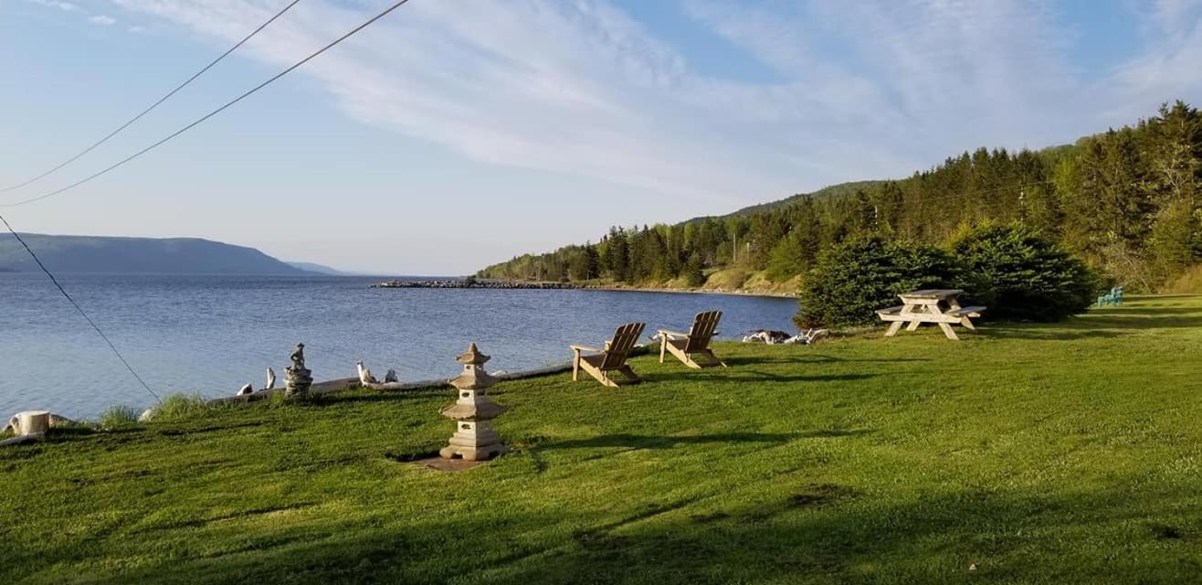 St Ann'S Motel & Cottage Baddeck Inlet Exterior foto